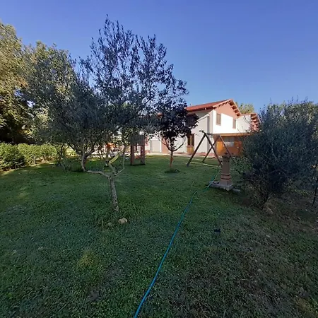 Le Cerque Bed & Breakfast *